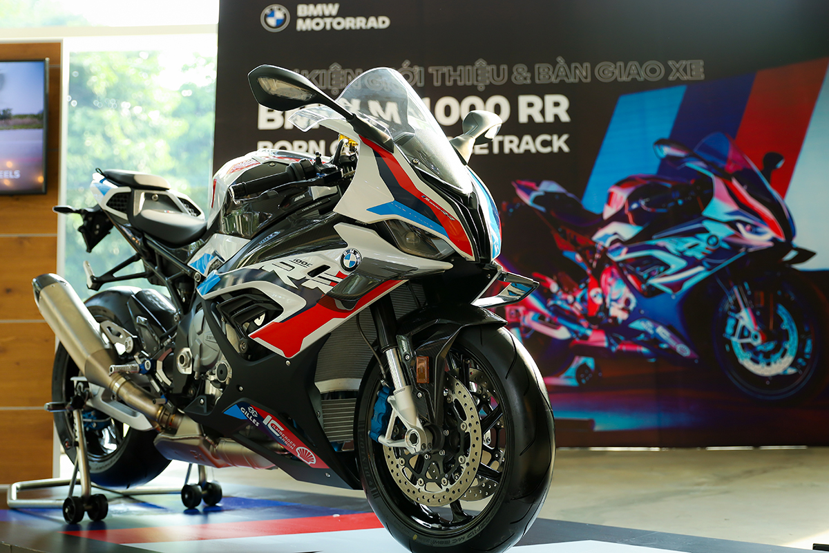 Giá xe 2021 BMW S 1000 RR Standard  Khuyến mại Đánh giá Thông số Hình  ảnh tại Việt Nam  Autofun