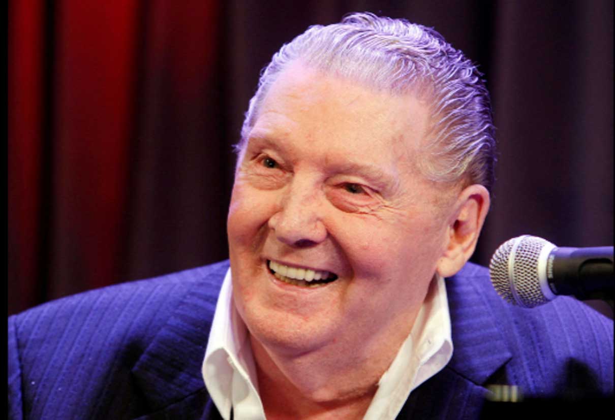 Cuộc sống đầy 'máu lửa' của ngôi sao nhạc rock'n'roll Jerry Lee Lewis vừa  qua đời