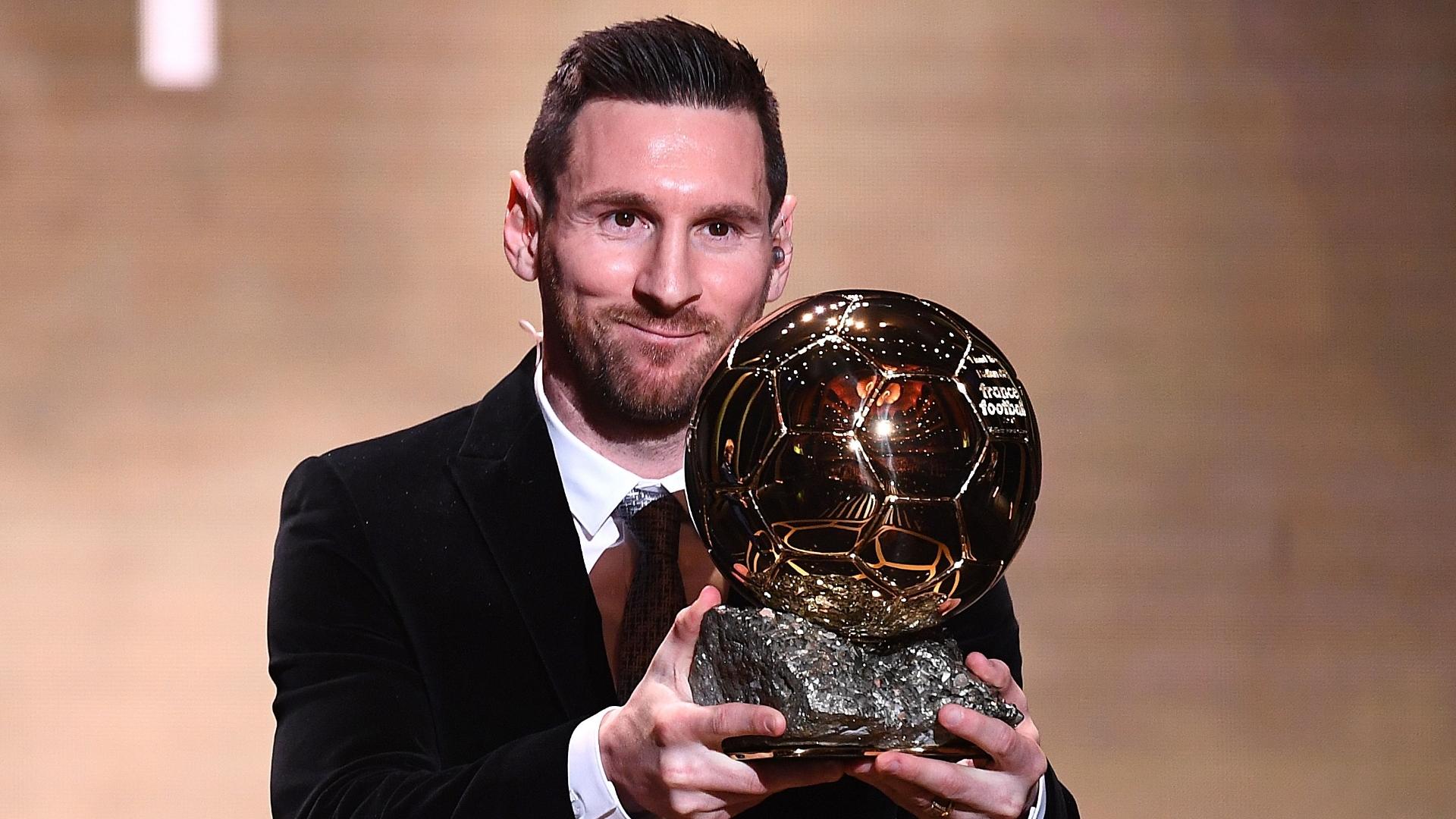 RTP Desporto đã đăng những thông tin mới nhất về quả bóng vàng và siêu sao Messi. Hãy truy cập và xem những chi tiết thú vị về giải thưởng và những thành tích nổi bật của Messi trong suốt sự nghiệp của mình.