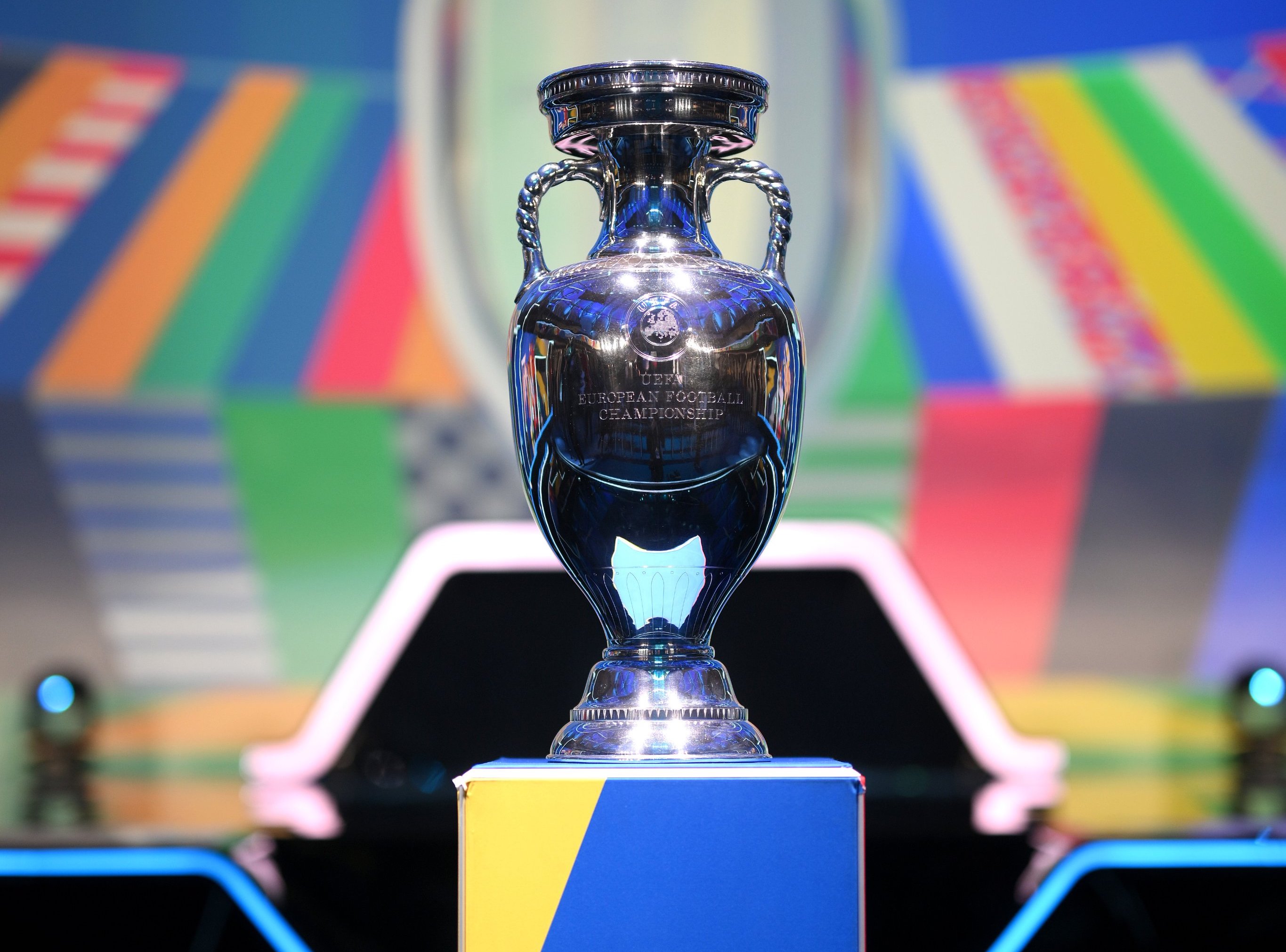 Kết quả bốc thăm chia bảng vòng loại EURO 2024 Tuyển Anh và Ý gặp lại