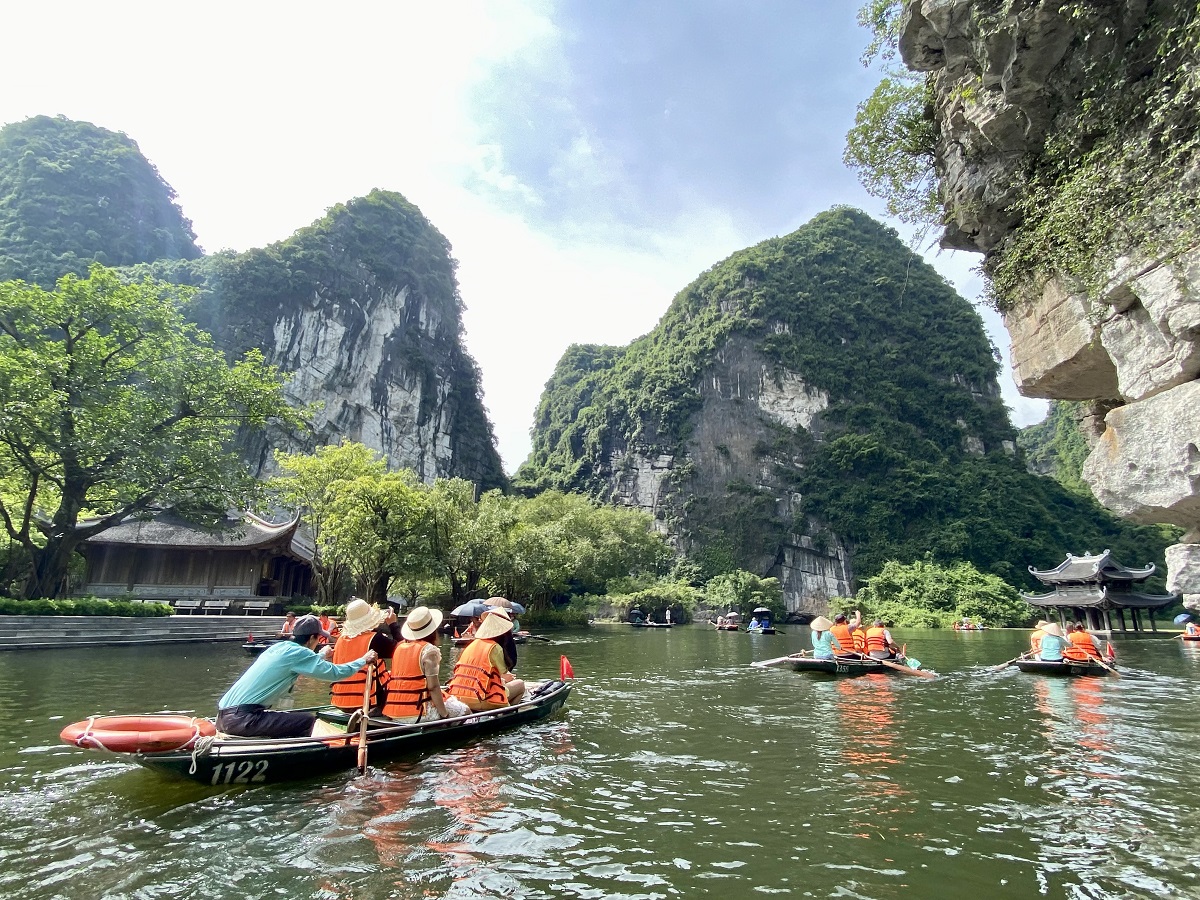 Một ngày rong chơi ở kỳ quan thế giới Tràng An