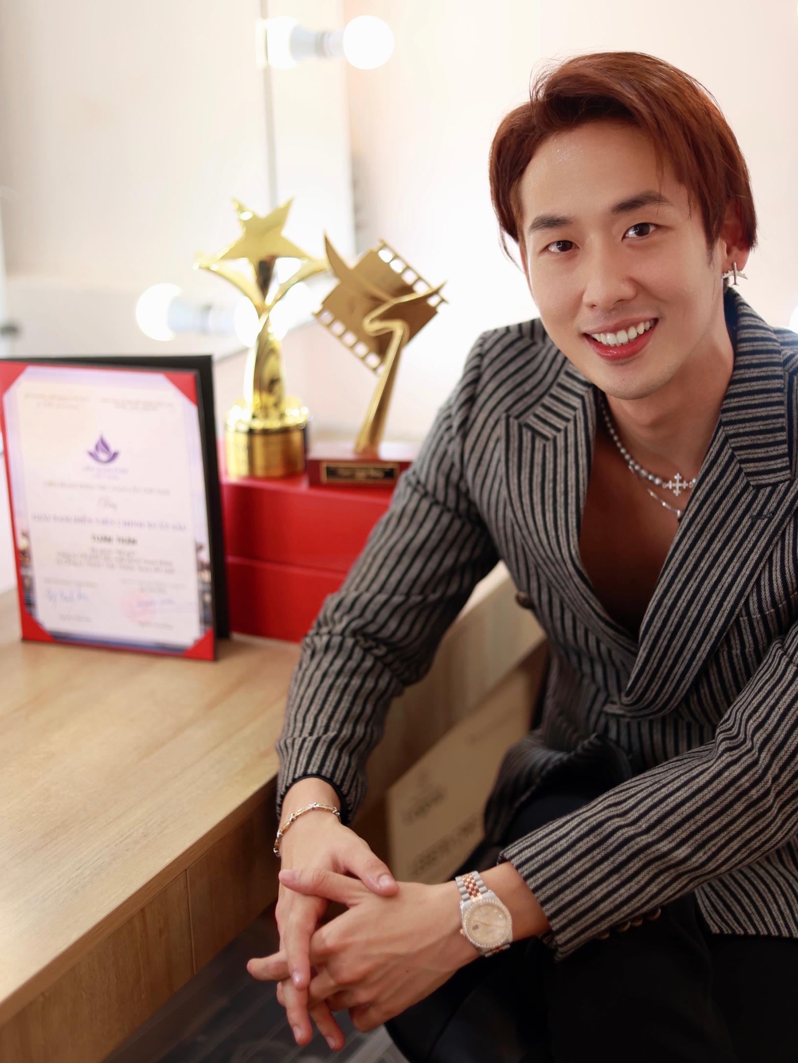 Diễn viên Tuấn Trần 'lên hương' nhờ đóng phim của Trấn Thành