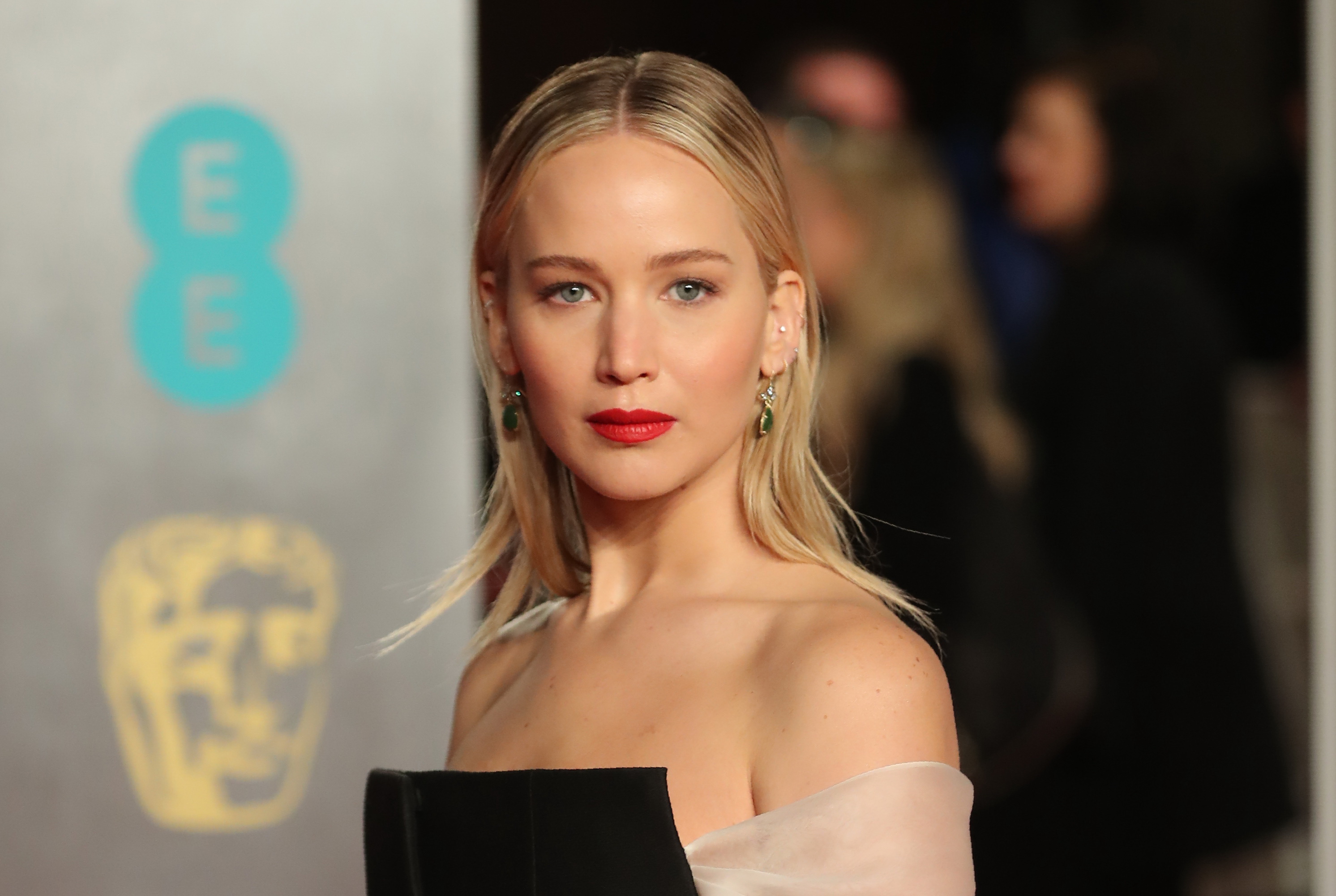 Jennifer Lawrence: Đậm khí chất một nữ nhân ở Hollywood