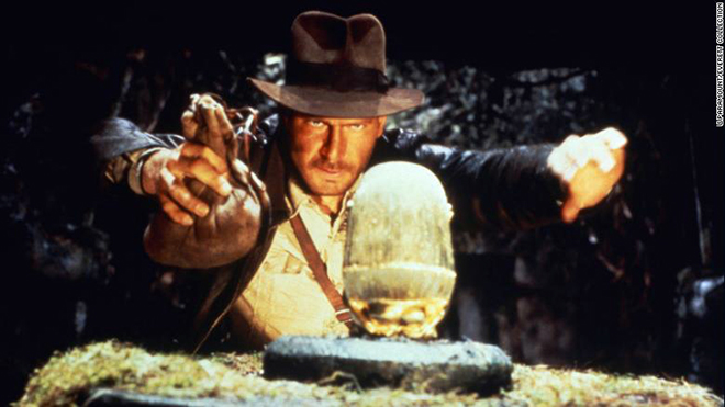 thanhnien-gap-lai-harrison-ford-trong-indiana-jones-5-hinh-anh 2