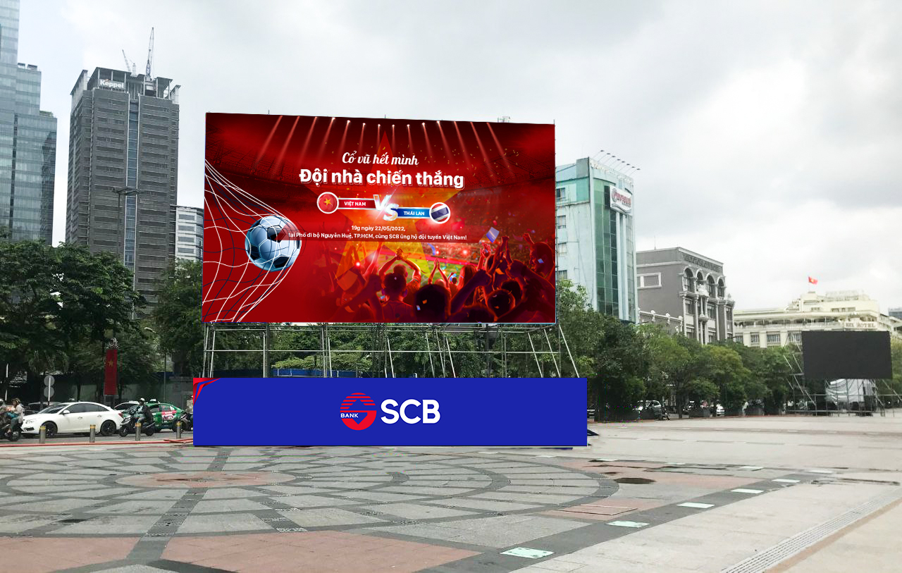 Nhiều màn hình lớn cổ vũ bóng đá tại phố đi bộ Nguyễn Huệ