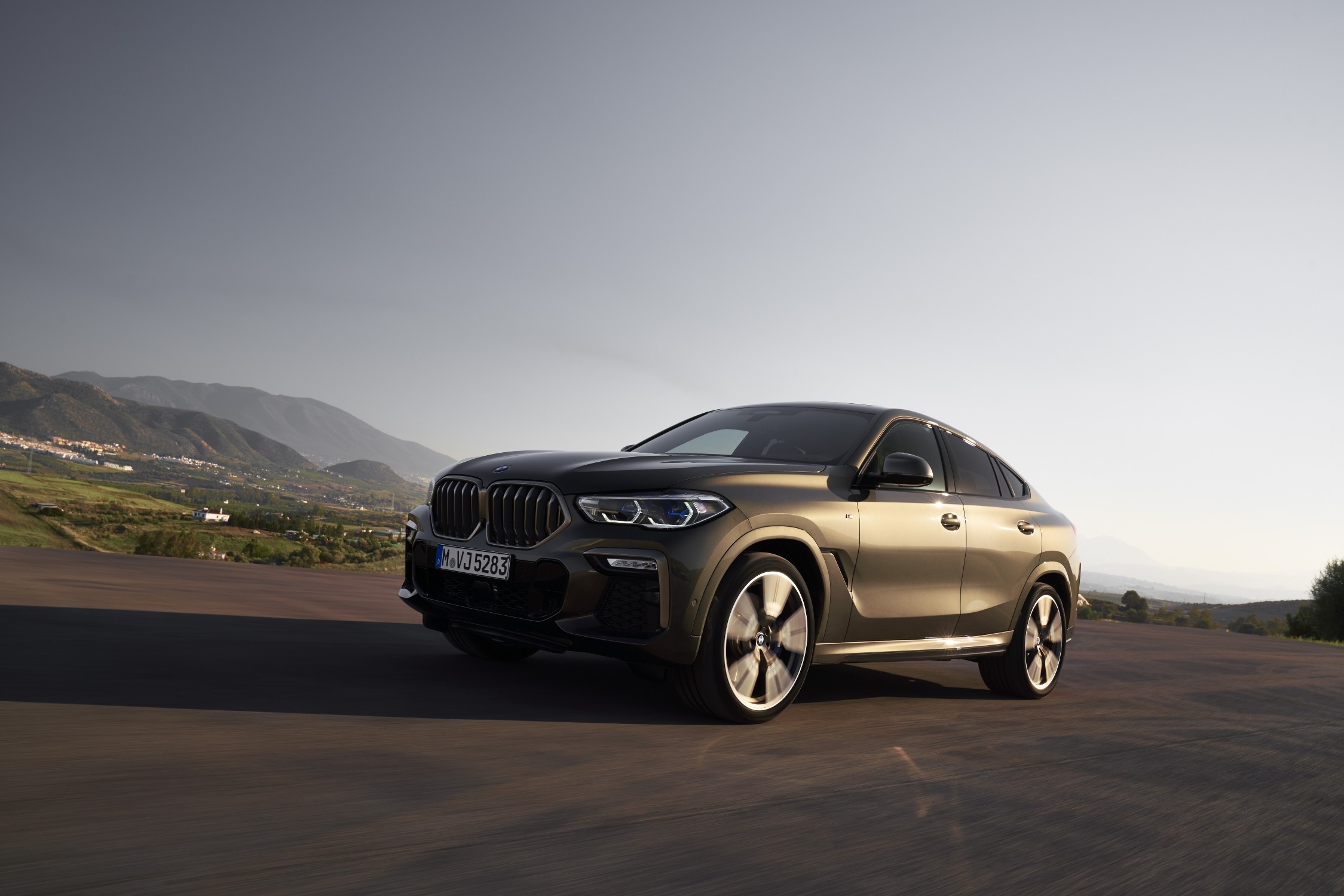 Đánh giá xe BMW X6 2020 Mãnh thú đầu đàn lột xác hoàn toàn