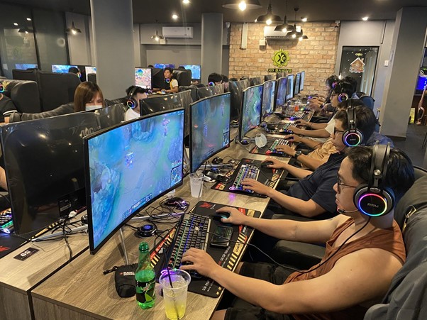 CyberCore X4 Gaming - Tiệm net 'chơi là mê' tại Quận 4 Cybercore X4 Gaming - Tiệm Net 'Chơi Là Mê' Tại Quận 4