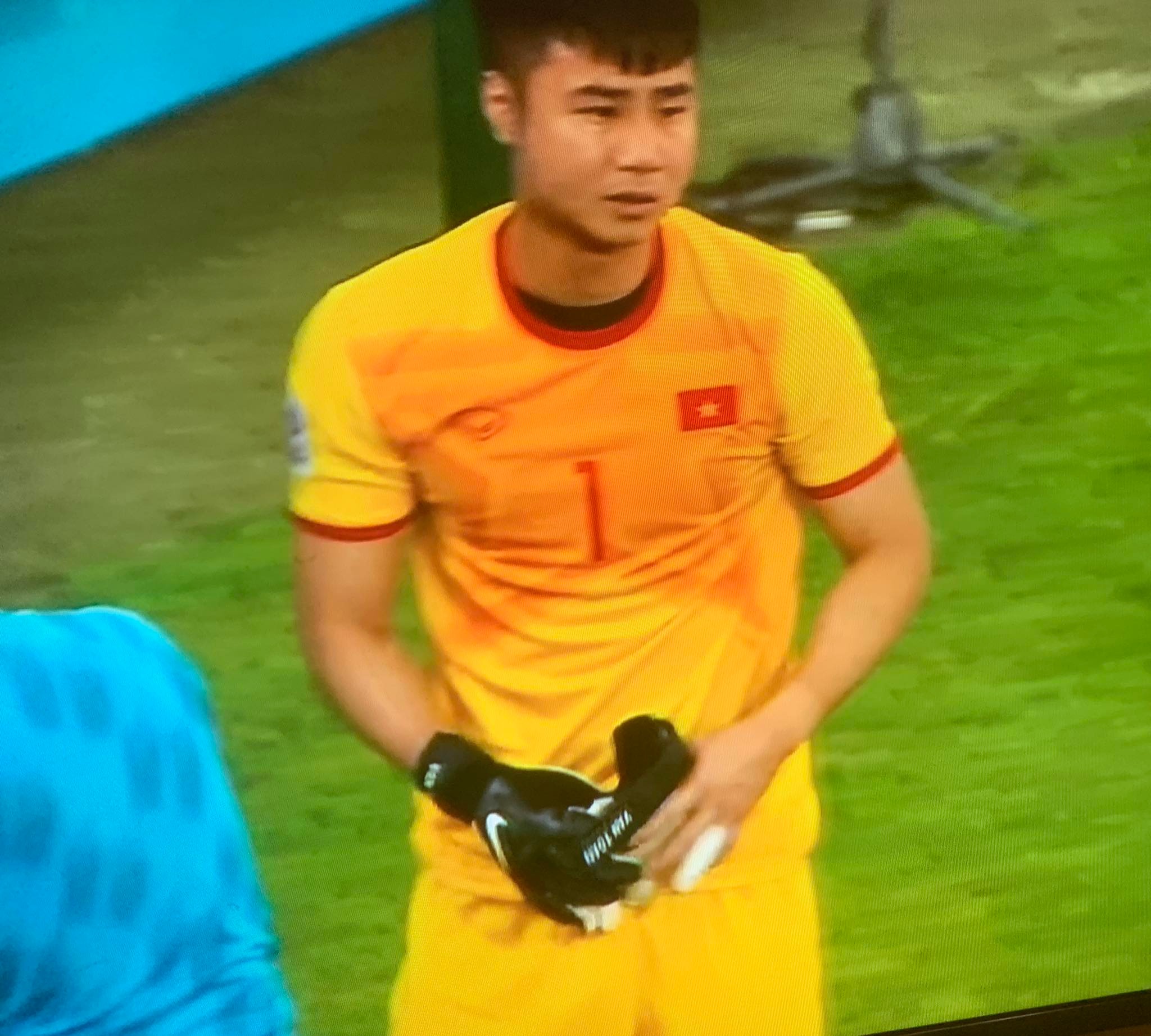 Thủ môn Văn Toản bị trật khớp ngón tay chia tay VCK U23 châu Á 2022