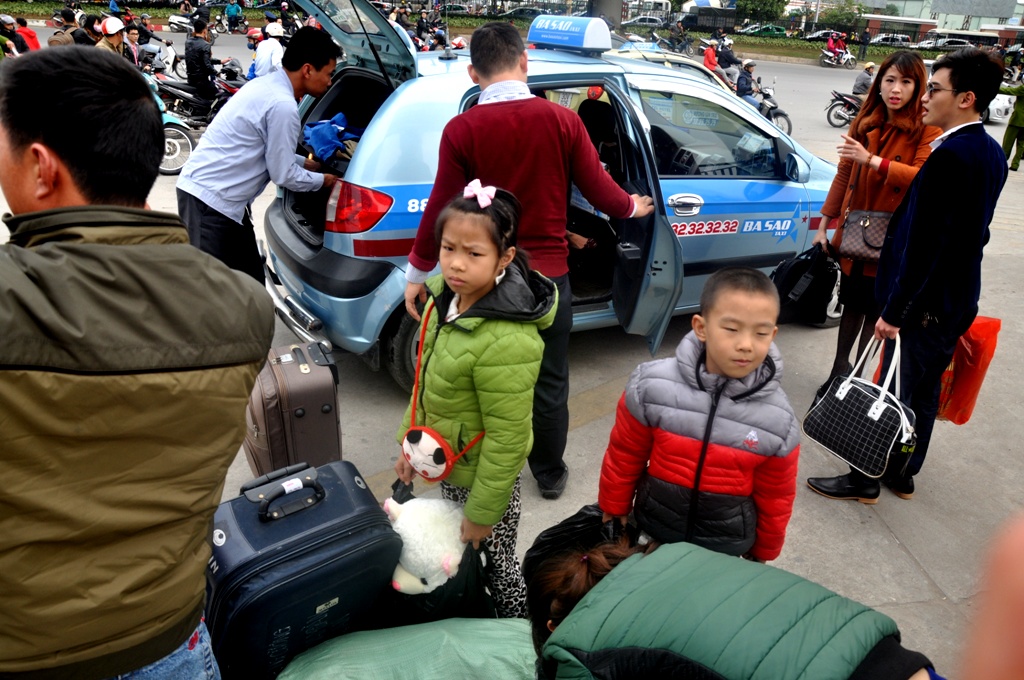 nghet-tho-ve-Ha-Noi-sau-Tet-duong-lich