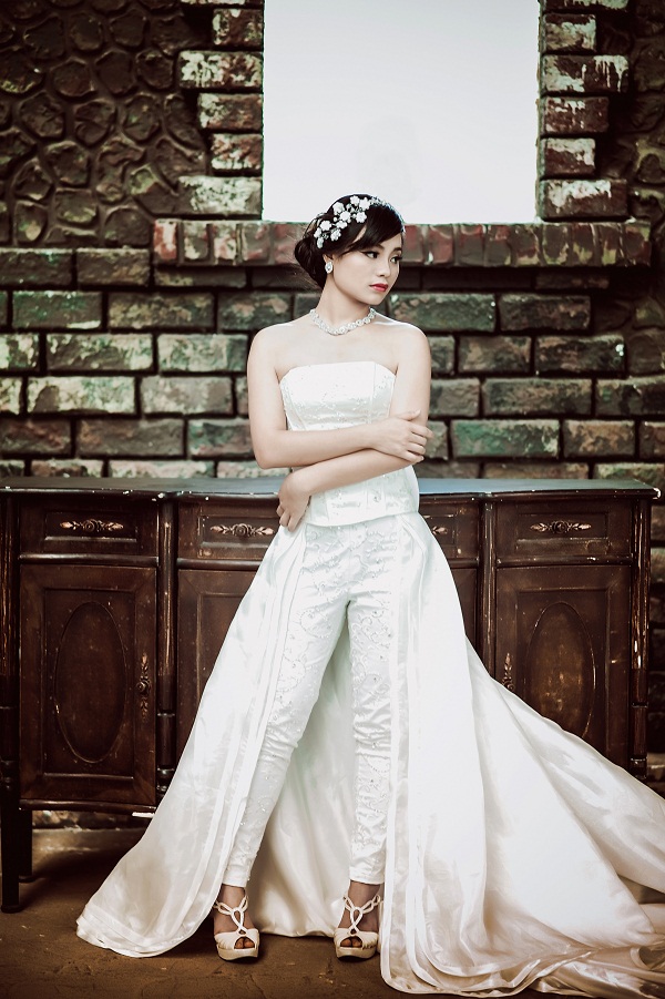Luu-Thien-Huong-lam-am-nhac-show-thoi-trang-cuoi-nguoi-dong-tinh