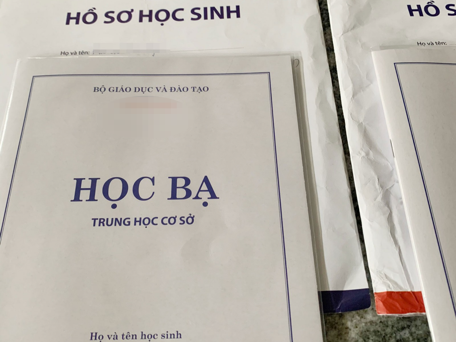 Học bạ: Học bạ là bằng chứng minh để chúng ta ghi nhận những thành tích trong quá trình học tập. Thật tuyệt vời khi lật từng trang của học bạ và nhìn thấy chính mình đã cố gắng hết mình để đạt được những điểm số cao. Hãy xem hình ảnh liên quan đến học bạ và giữ những kỷ niệm đáng nhớ của bạn.