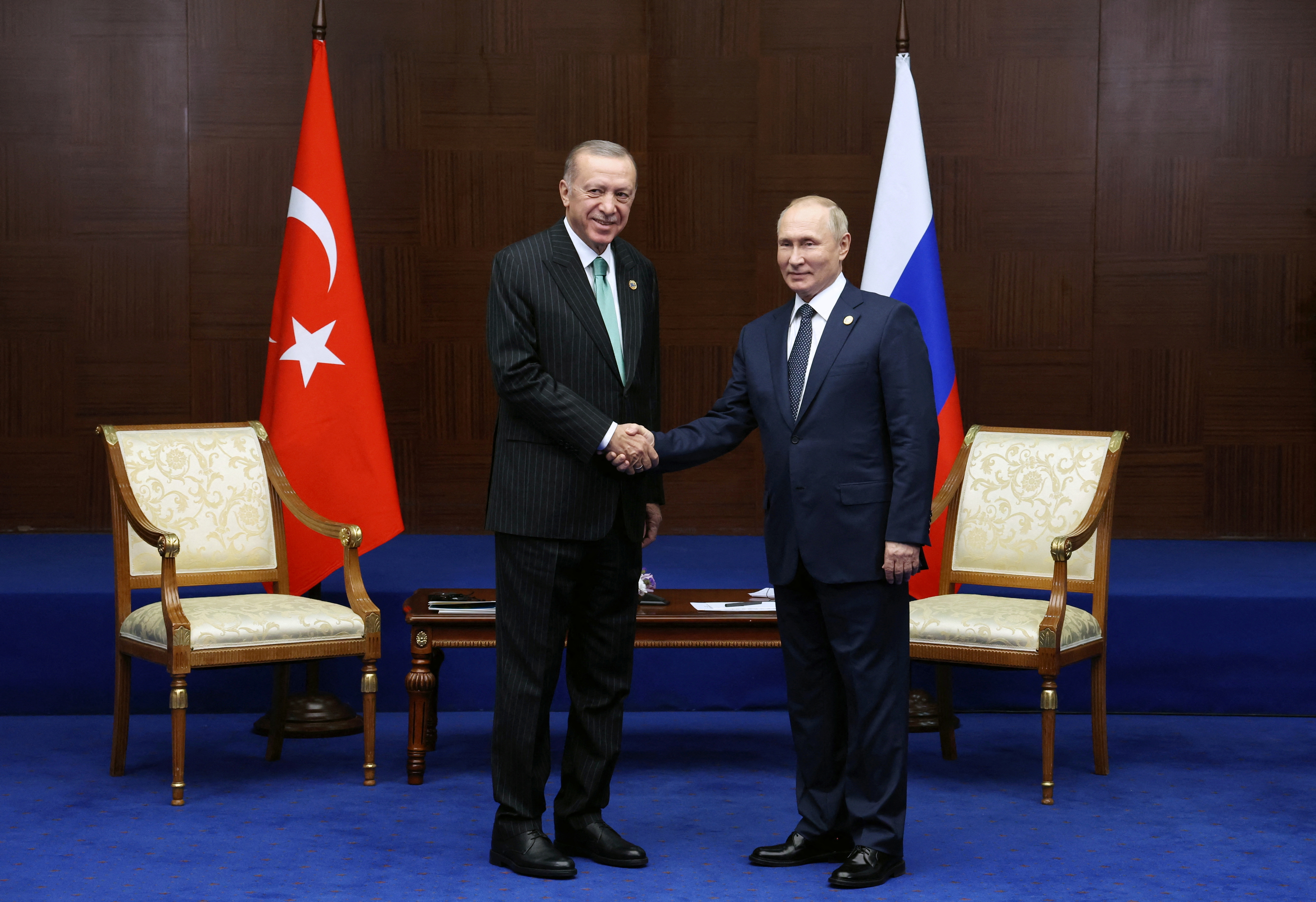 Putin Thổ Nhĩ Kỳ kế hoạch thay thế: Putin là một nhà lãnh đạo nổi bật của thế giới, và việc ông có kế hoạch thay thế với Thổ Nhĩ Kỳ cho thấy sự tốt đẹp của quốc gia này đang được biết đến nhiều hơn. Hình ảnh đại diện cho kế hoạch này có thể hấp dẫn người xem muốn tìm hiểu thêm về quan hệ giữa các quốc gia và những tiềm năng của chúng.