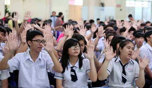 Khởi động chương trình Tư vấn mùa thi 2015 2