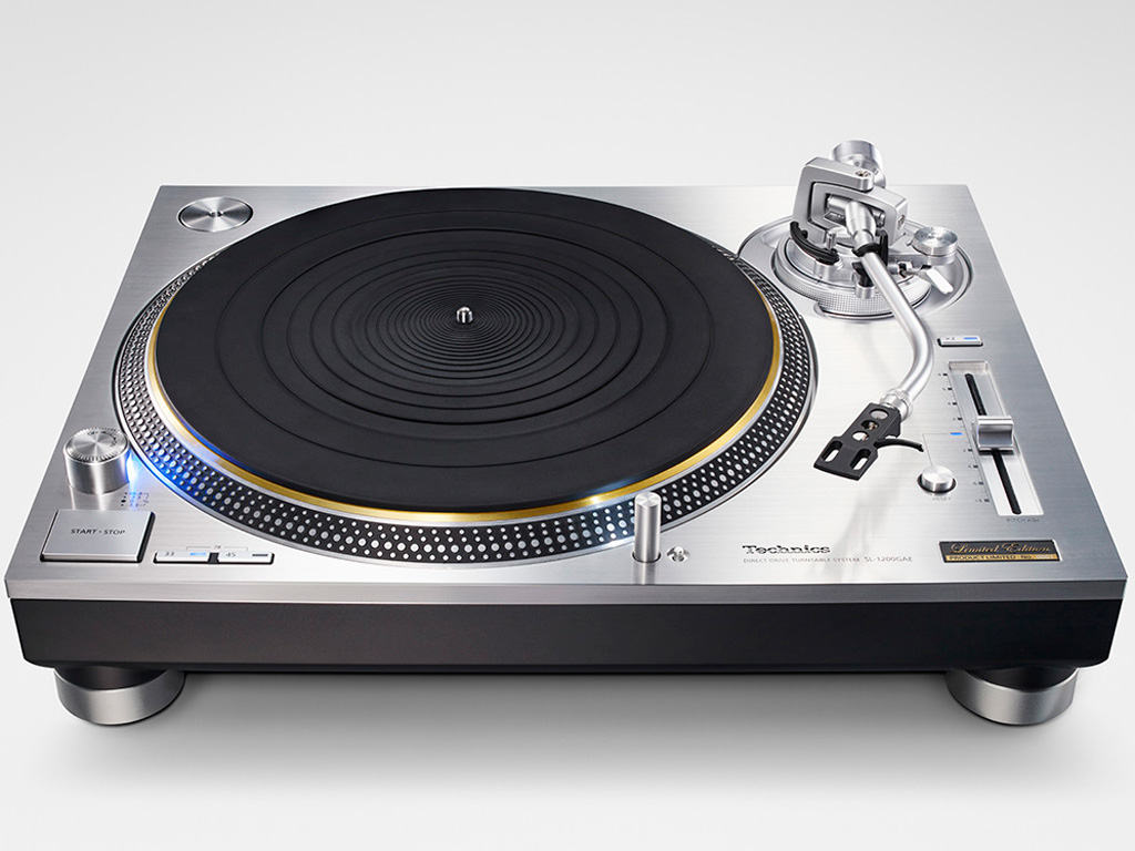 Đầu đọc Technics SL-1200GAE - Ảnh: audioxpress