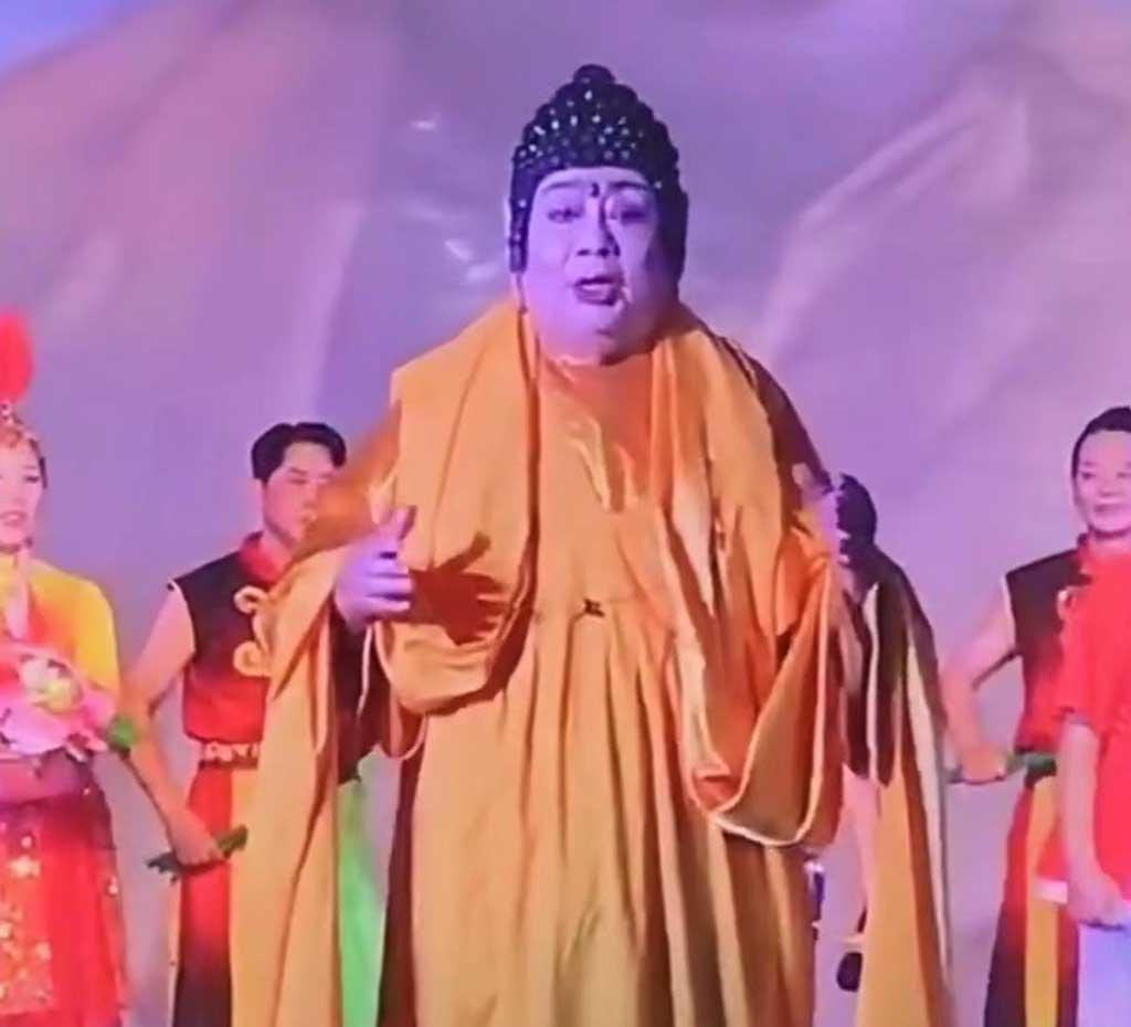 Phật Tổ phim 'Tây du ký' vẫn đắt show ở tuổi 82
