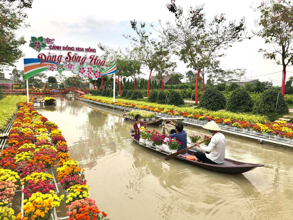 Độc đáo làng Việt: Làng hoa phồn thịnh giữa miền Tây
