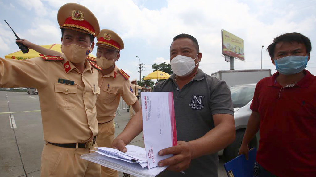 Đề xuất CSGT được mặc thường phục giám sát giao thông