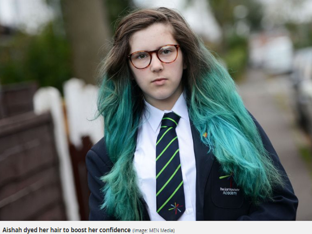 Nhuộm tóc xanh đi học để không bị bắt nạt, nữ sinh bị trường cách ly