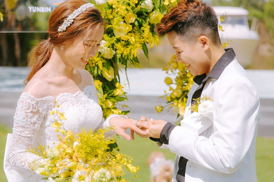 Tú Tri  YunBin làm đám cưới Tôi mong Việt Nam sớm công nhận hôn nhân  đồng giới