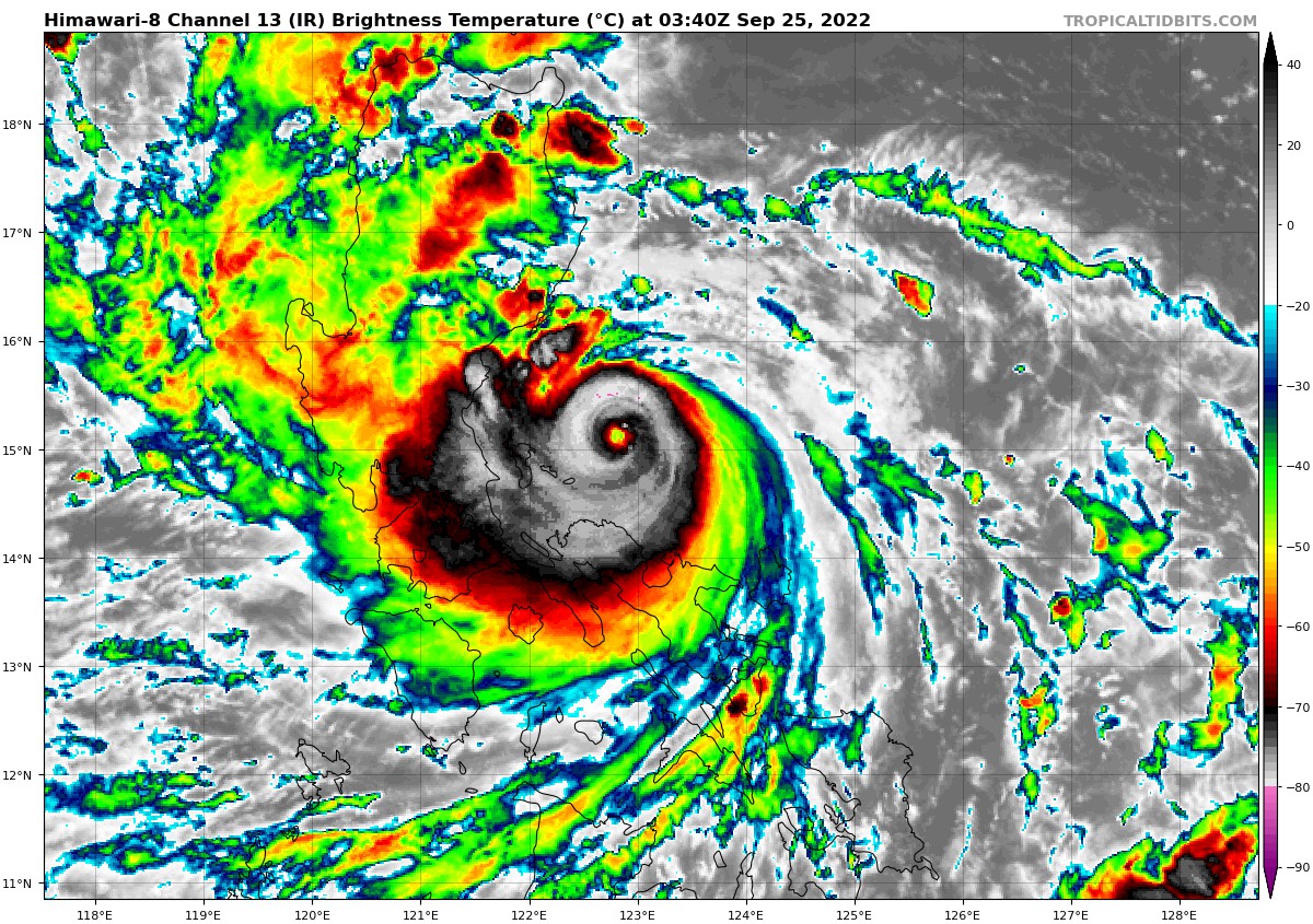 Siêu bão Noru sắp đổ bộ Philippines, đang hướng về Việt Nam