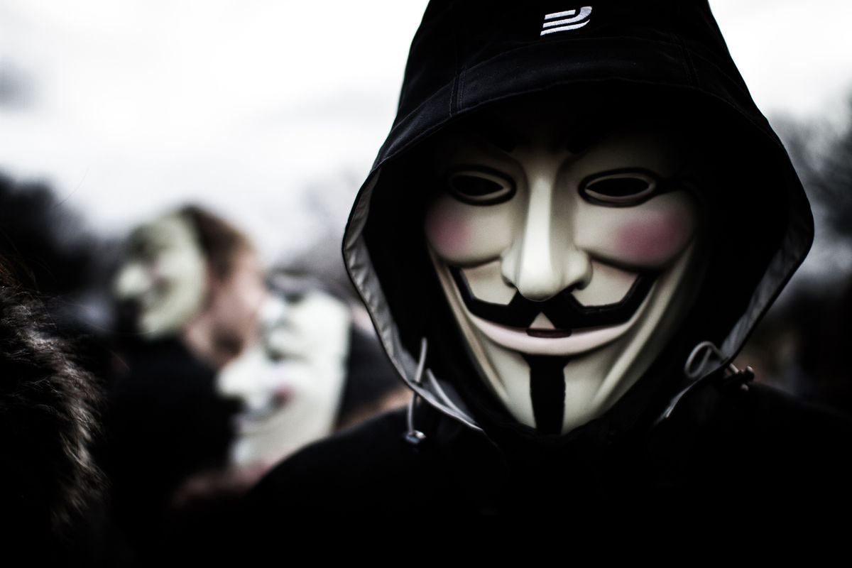 Tài khoản Anonymous nói bị hacker Việt tấn công là giả mạo?