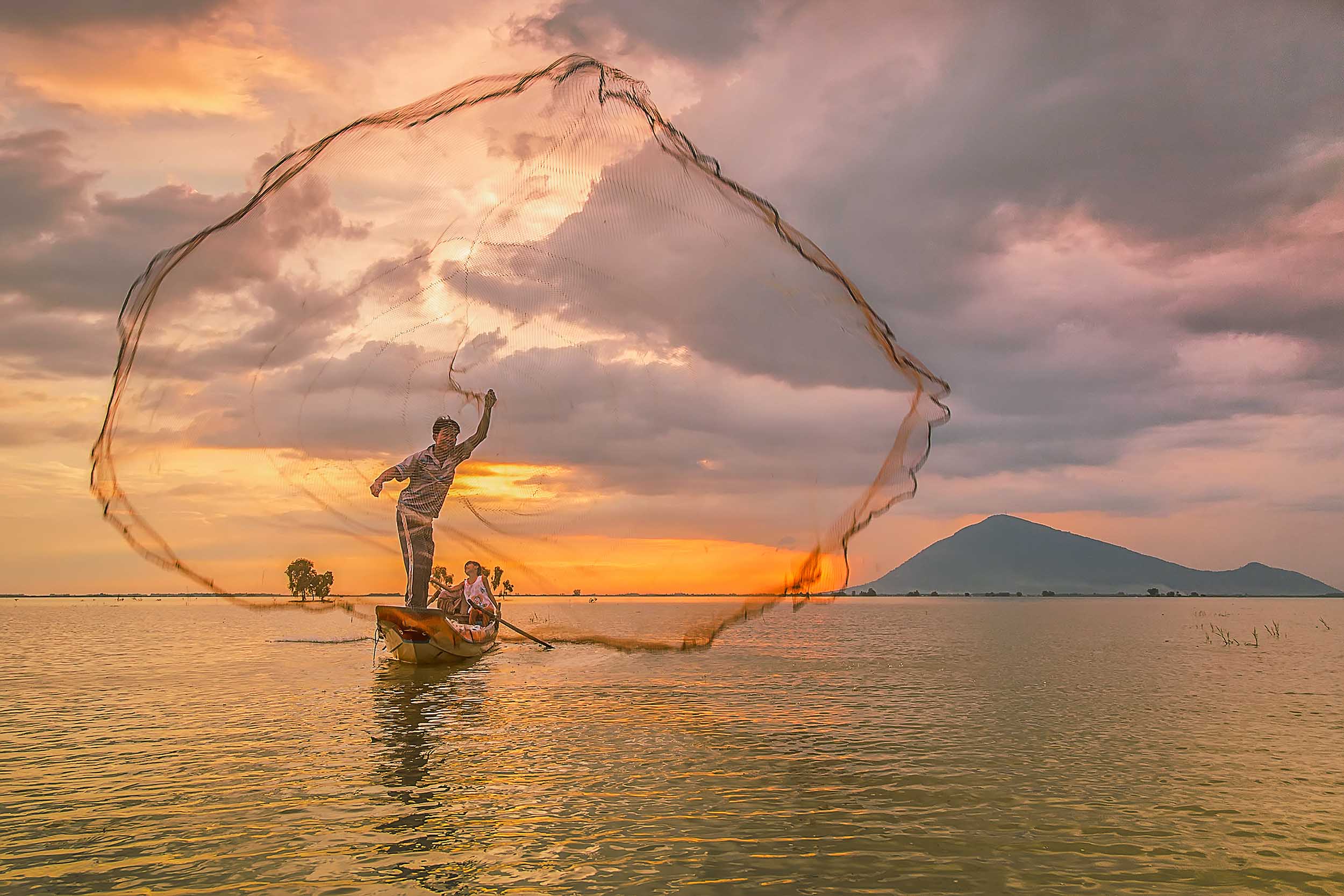 Một Ngày Ở Tây Ninh: Ngất Ngây Trước Vẻ Đẹp 'Nàng Thơ' Của Hồ Dầu Tiếng