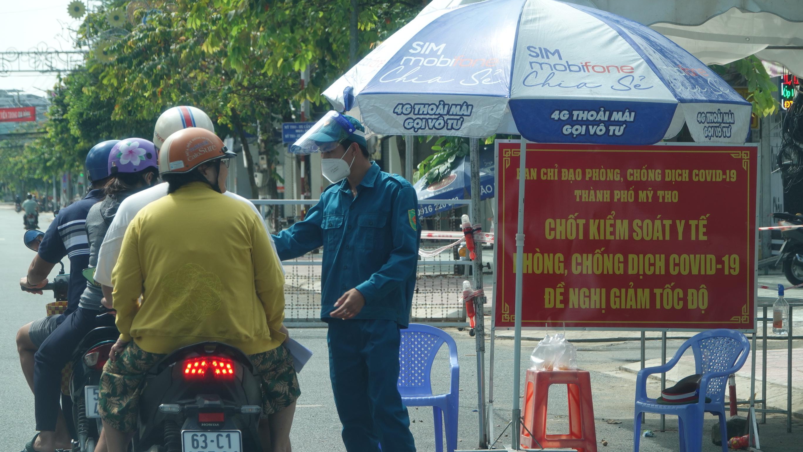 CDC Tiền Giang – một trong những đơn vị hàng đầu về sản xuất thực phẩm an toàn và chất lượng cao tại Việt Nam. Nếu bạn quan tâm đến đồ ăn sạch và bảo vệ sức khỏe, hãy cùng khám phá hình ảnh này để có một cái nhìn tổng quan về sản phẩm của họ.