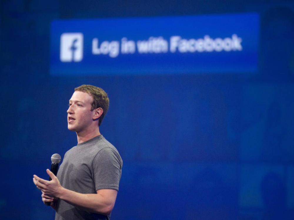 Mark Zuckerberg tuyên bố 99% cổ phần trong Facebook, hiện có trị giá tương đương 45 tỉ USD, sẽ được chuyển vào Sáng kiến Chan Zuckerberg - Ảnh: AFP