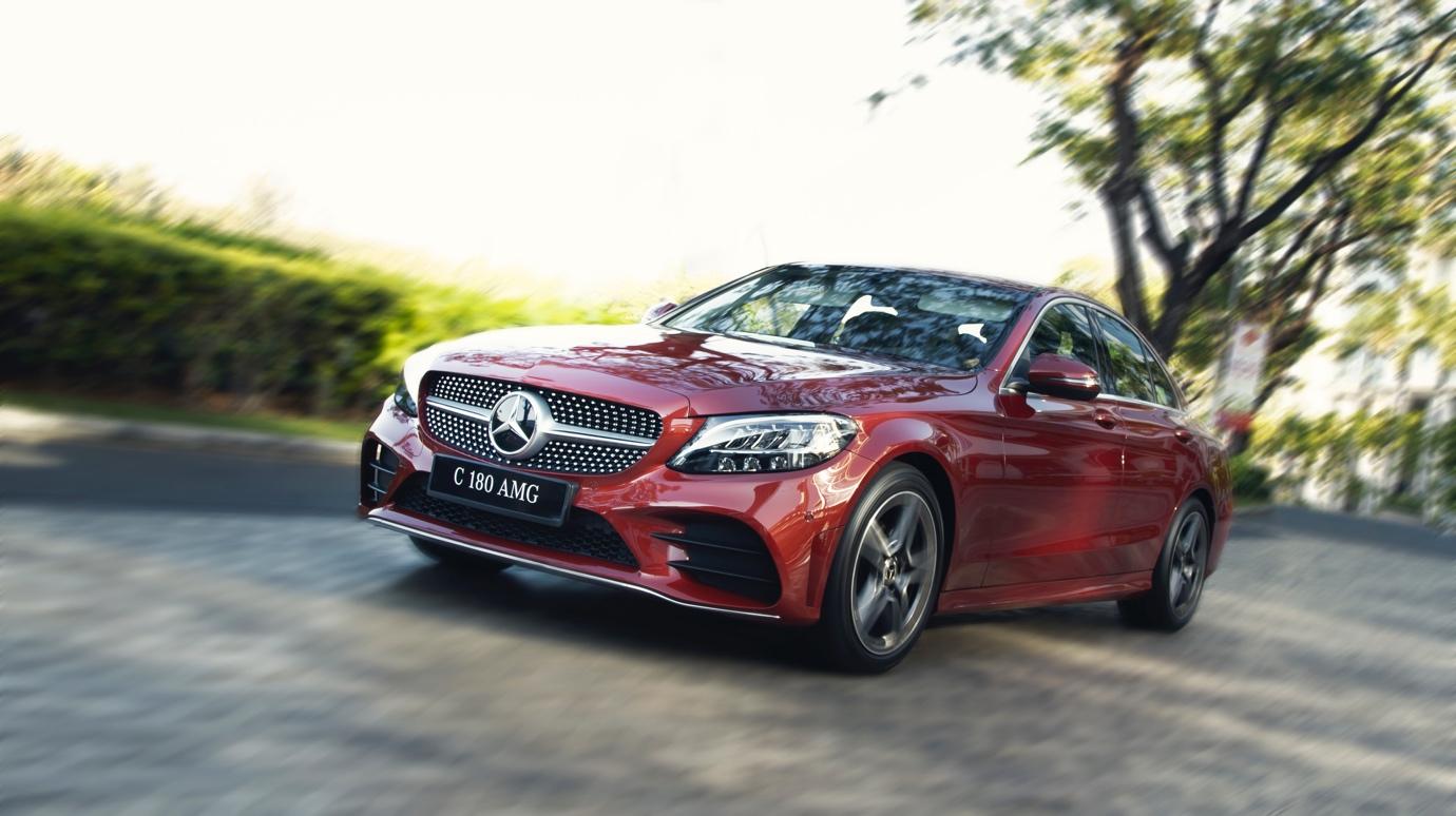 Cơ hội trúng Mercedes-Benz khi mua xe mới tại showroom của Vietnam Star  trên toàn quốc