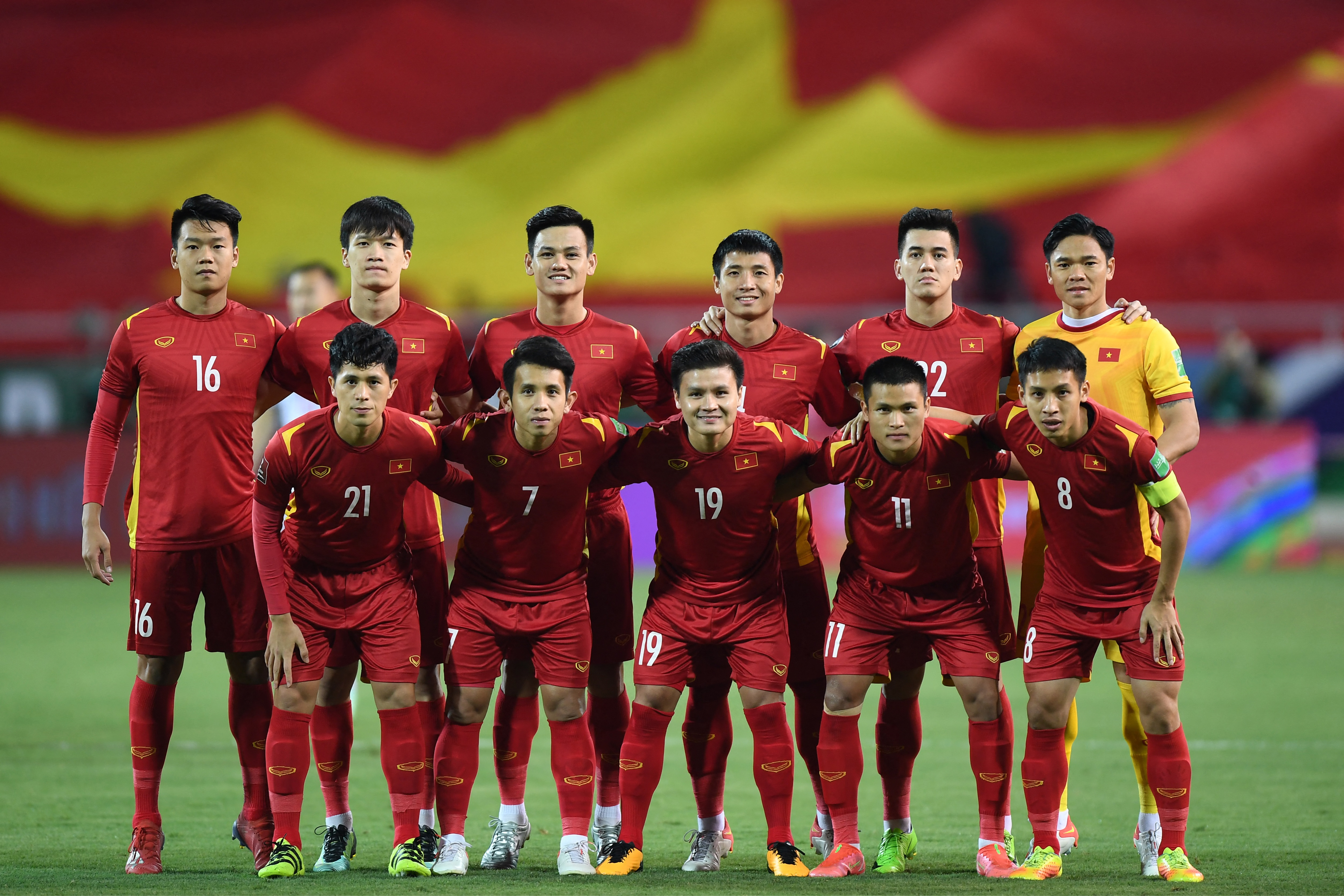 Hơn 100 mẫu hình nền cầu thủ bóng đá Việt Nam đẹp và tuyệt vời