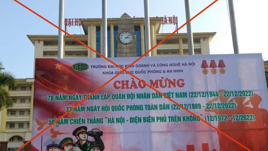 Pa nô in cờ Trung Quốc: Lãnh đạo Khoa Giáo dục Quốc phòng an ninh ...