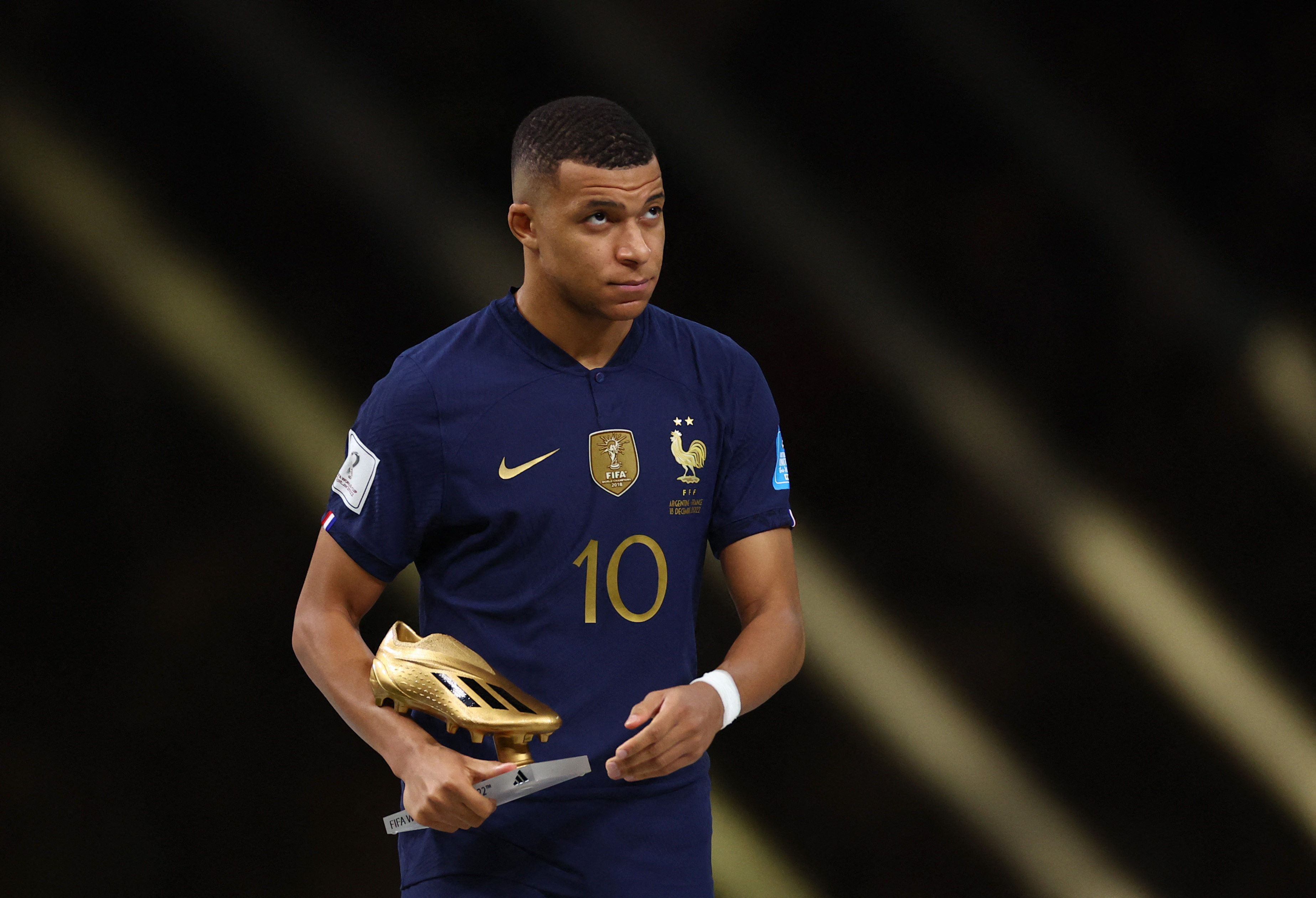 Mbappe đoạt giải \'Vua phá lưới\' World Cup 2022: Huyền thoại của sự ...