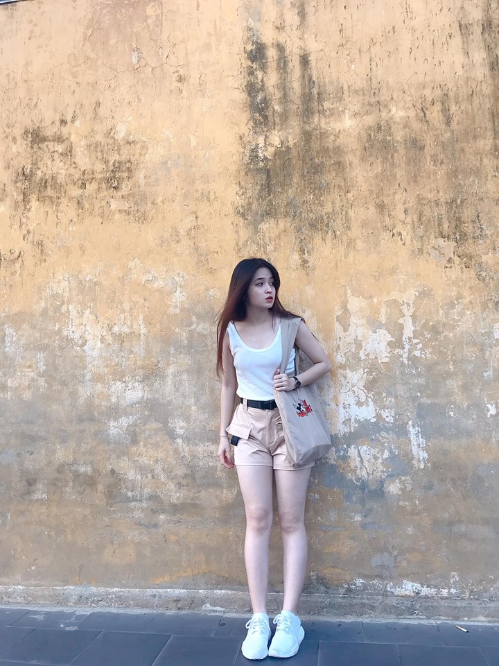 Nữ sinh đẹp như... tranh vẽ Nữ Sinh Đẹp Như... Tranh Vẽ