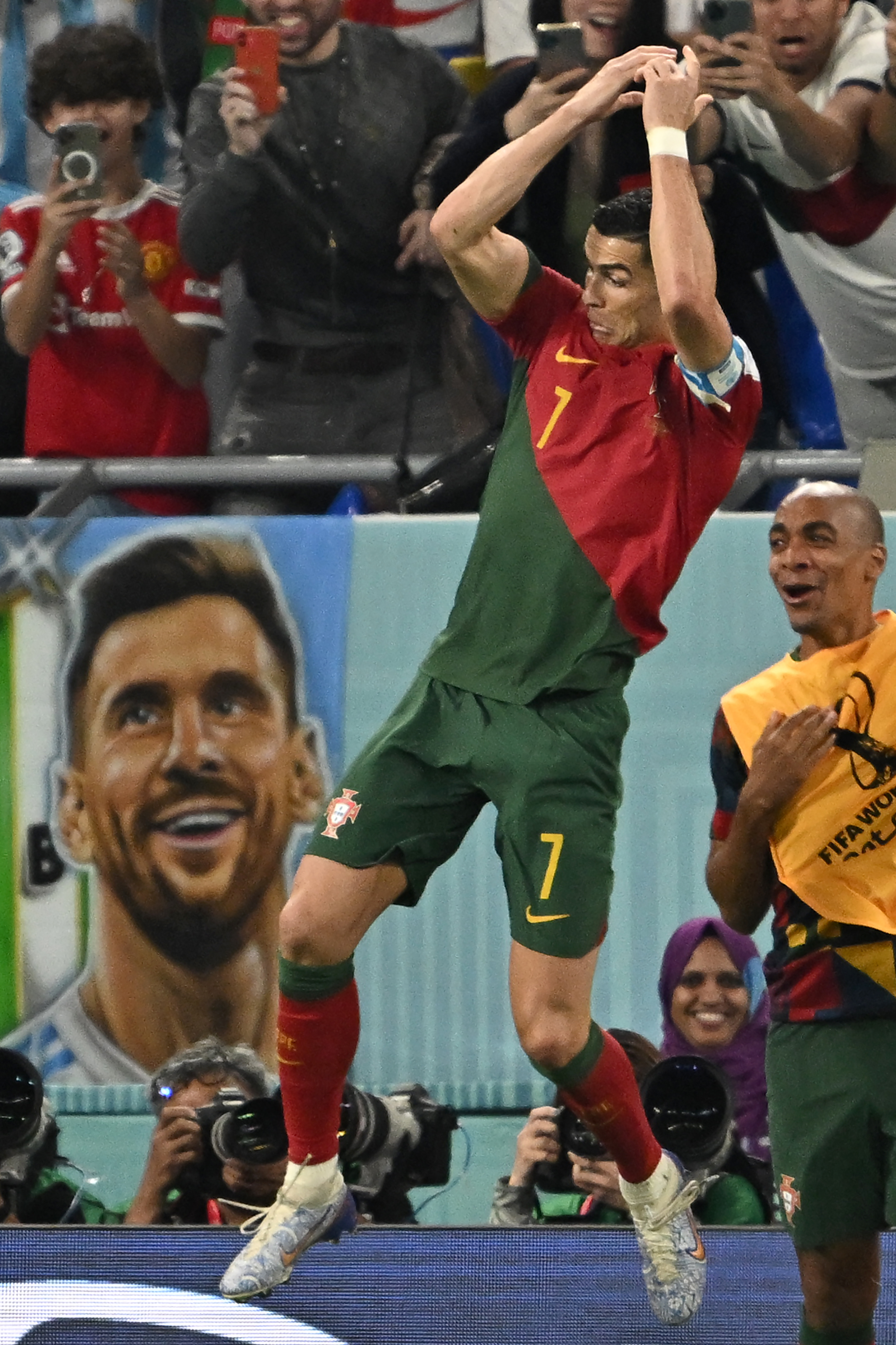 Ronaldo ghi bàn trong trận thắng của Man Utd - VnExpress Thể thao