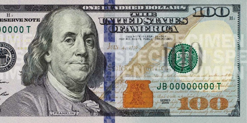 Chỉ cần nhìn hình ảnh tờ 100 USD này, bạn sẽ thấy ngay sức mạnh và đẳng cấp của nó. Tờ tiền này có sức mua tương đương với hàng triệu đồng Việt Nam, thật tuyệt vời phải không?