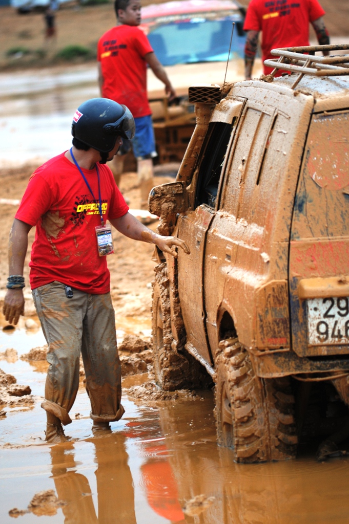 dau-tim-vi-giai-dua-xe-dia-hinh-offroad-VOC-2015