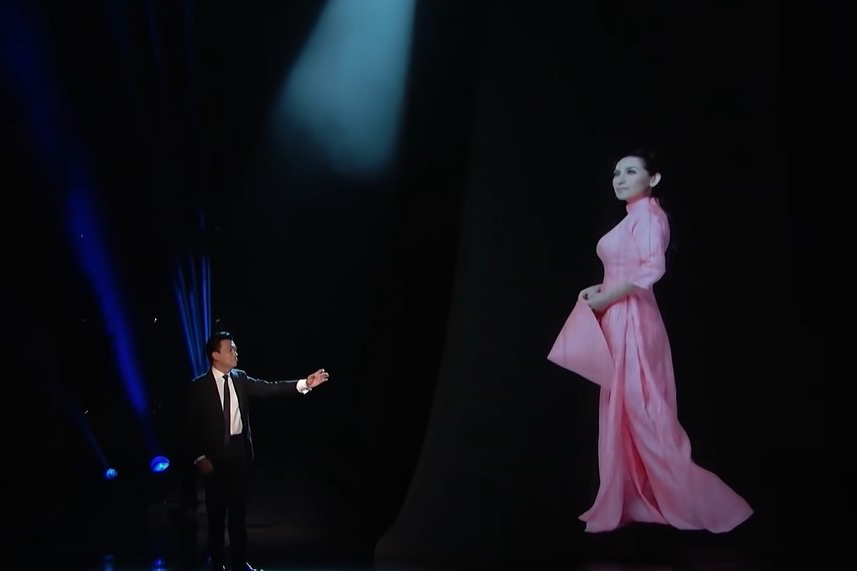 Mạnh Quỳnh bật khóc khi Trizze Phương Trinh hóa thân thành Phi Nhung