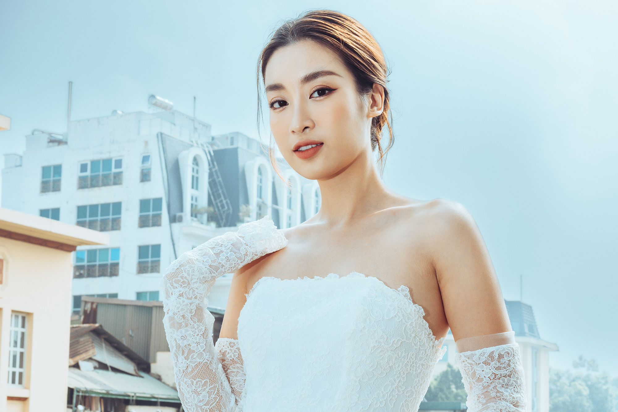 Sao Việt Ngắm 12 bộ váy cưới này của mỹ nhân Việt cô gái nào cũng ao ước  được làm cô dâu