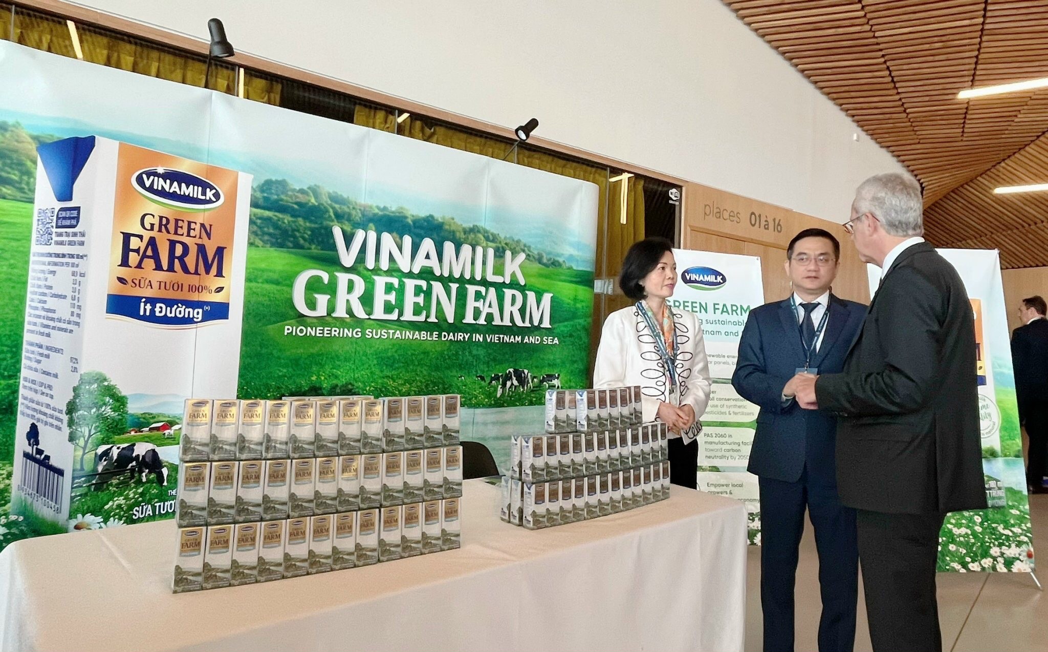 Vinamilk có sản phẩm sữa tươi đầu tiên trên thế giới được chứng nhận từ tổ  chức Clean Label Project của Mỹ