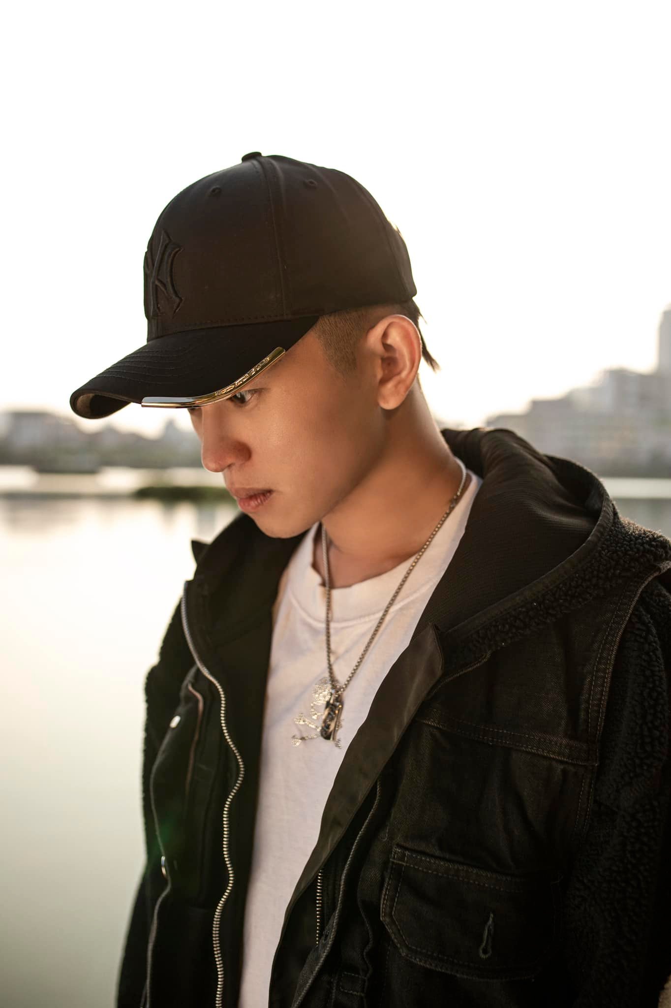 B Ray Kể Chuyện Người Yêu Cũ: "Ex's Hate Me" Là Chuyện Có Thật!