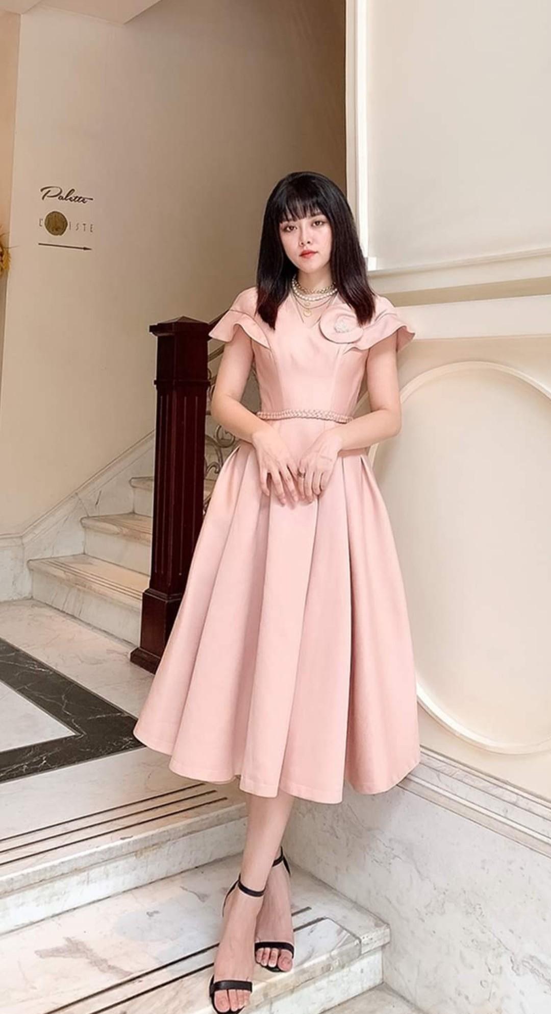 Váy trễ vai bèo tiểu thư tay phồng, váy kiểu bánh bèo form chuẩn đẹp LACO85  | Shopee Việt Nam