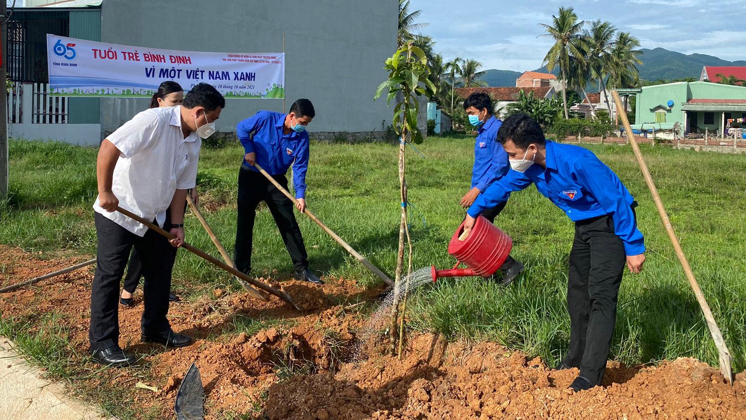 Hãy cùng xem hình ảnh về việc triệu cây xanh, những tác động tích cực và giá trị tuyệt vời của chúng đối với môi trường và con người.