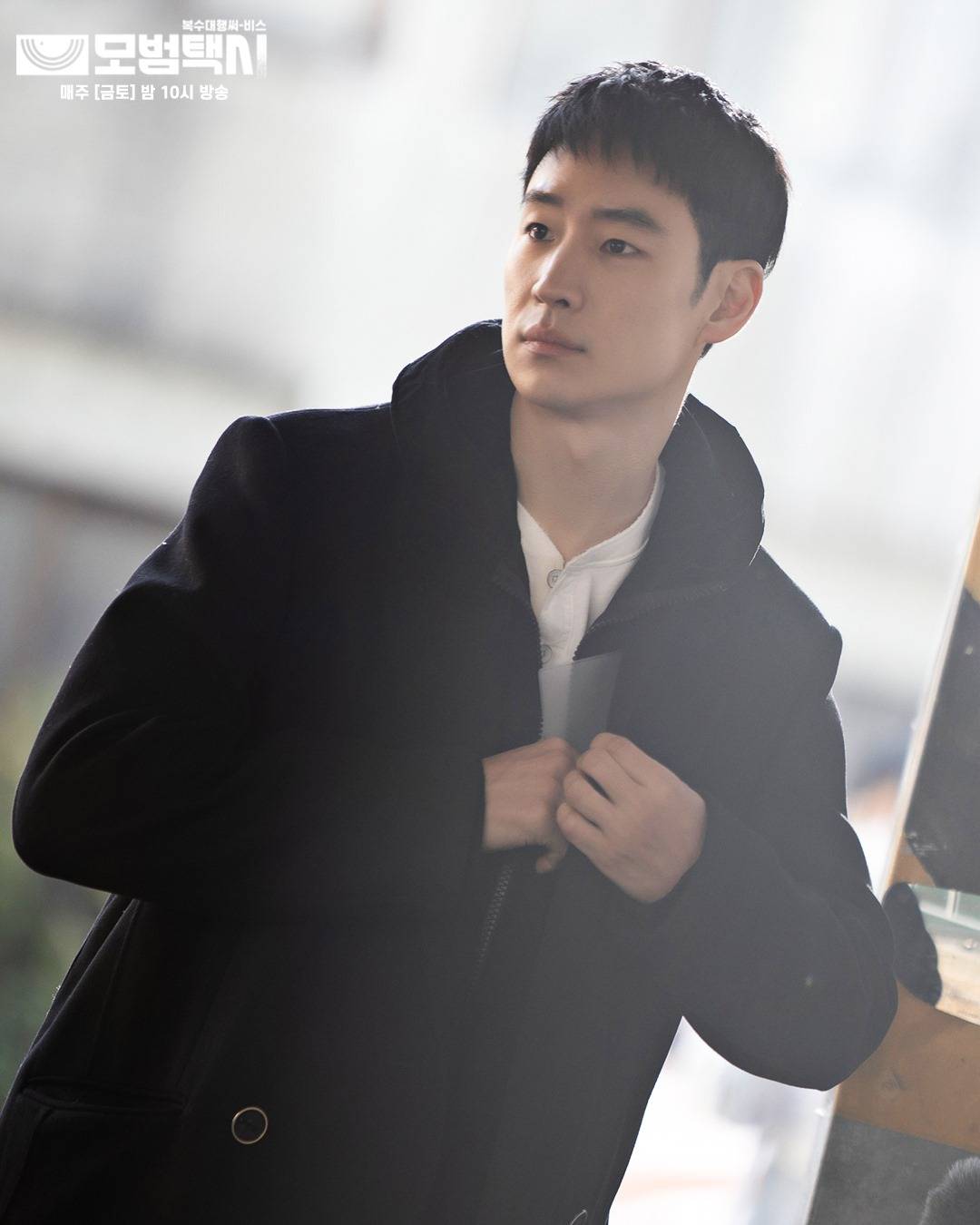 Lee je hoon wife