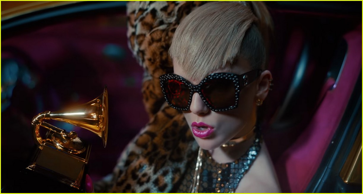 taylor-swift-look-what-you-made-me-do-video-stills-14