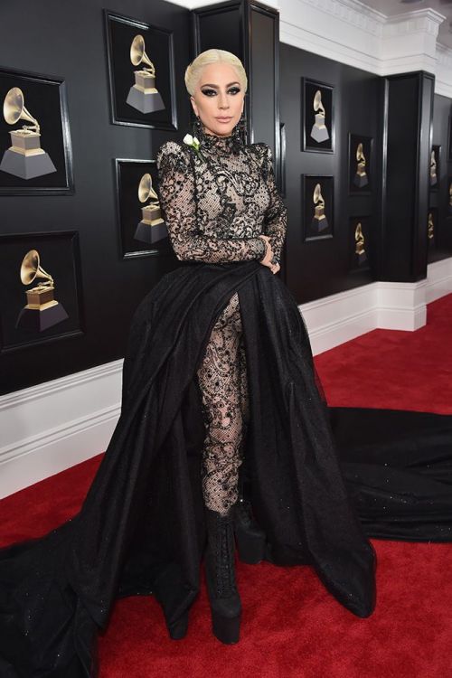 hbz-grammys-best-dressed-lady-gaga-1517192052