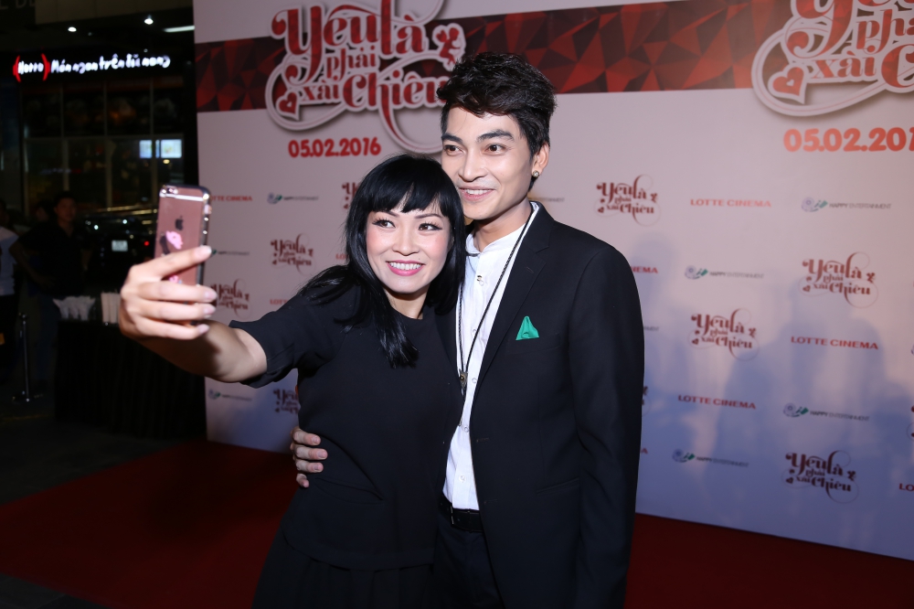 Phương Thanh cho biết, cô là thánh selfie, cô selfie mọi lúc, mọi nơi.