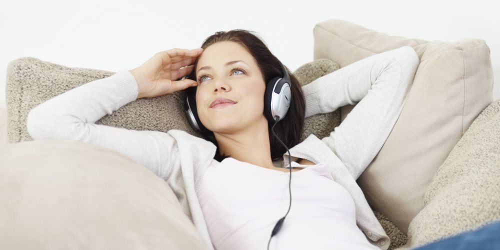 CALM-PERSON-LISTENING-TO-MUSIC