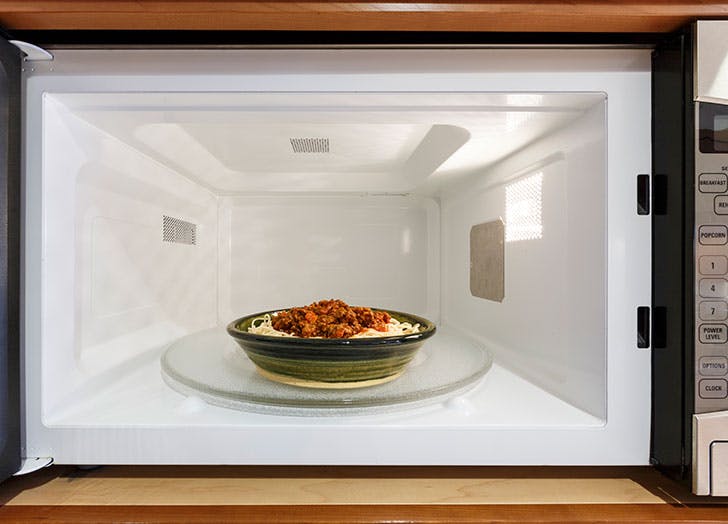 Leftover-reheating-in-the-microwave