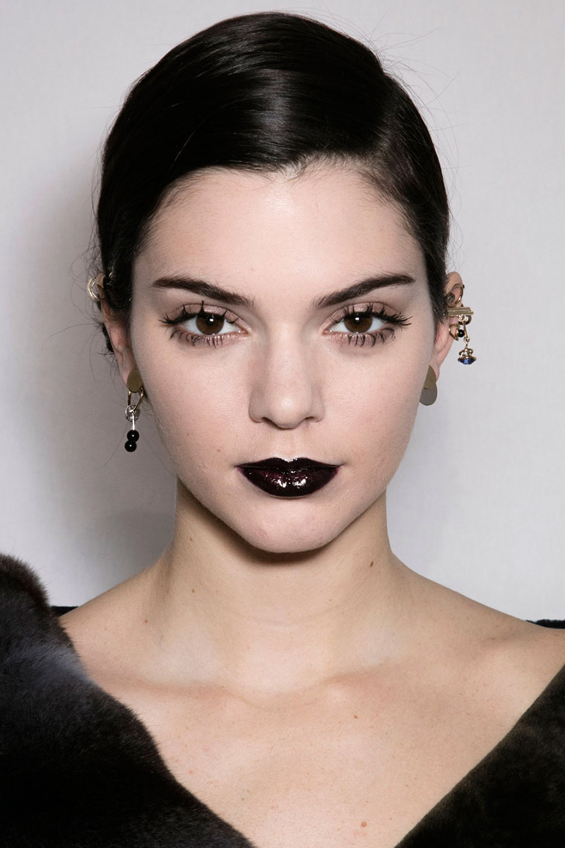 hbz-fw2016-makeup-trends-goth-lips-dior-bks-a-rf16-3284