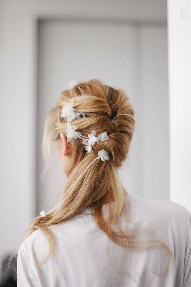 Brides-with-Pony-Tails-Pony-Tail-Wedding-Hair-Bridal-Musings-Wedding-Blog7